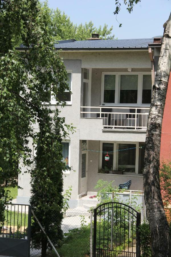 Apartman Kej 피로트 외부 사진