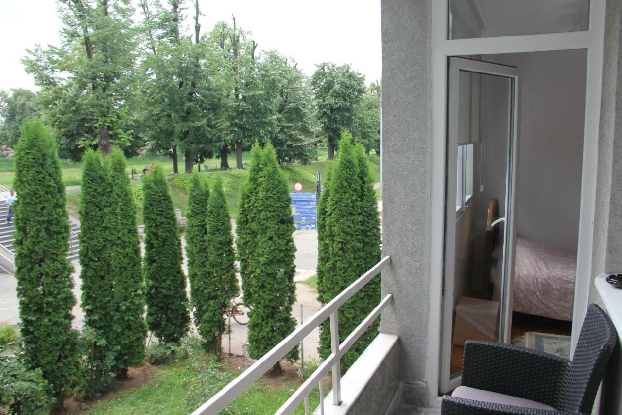 Apartman Kej 피로트 외부 사진
